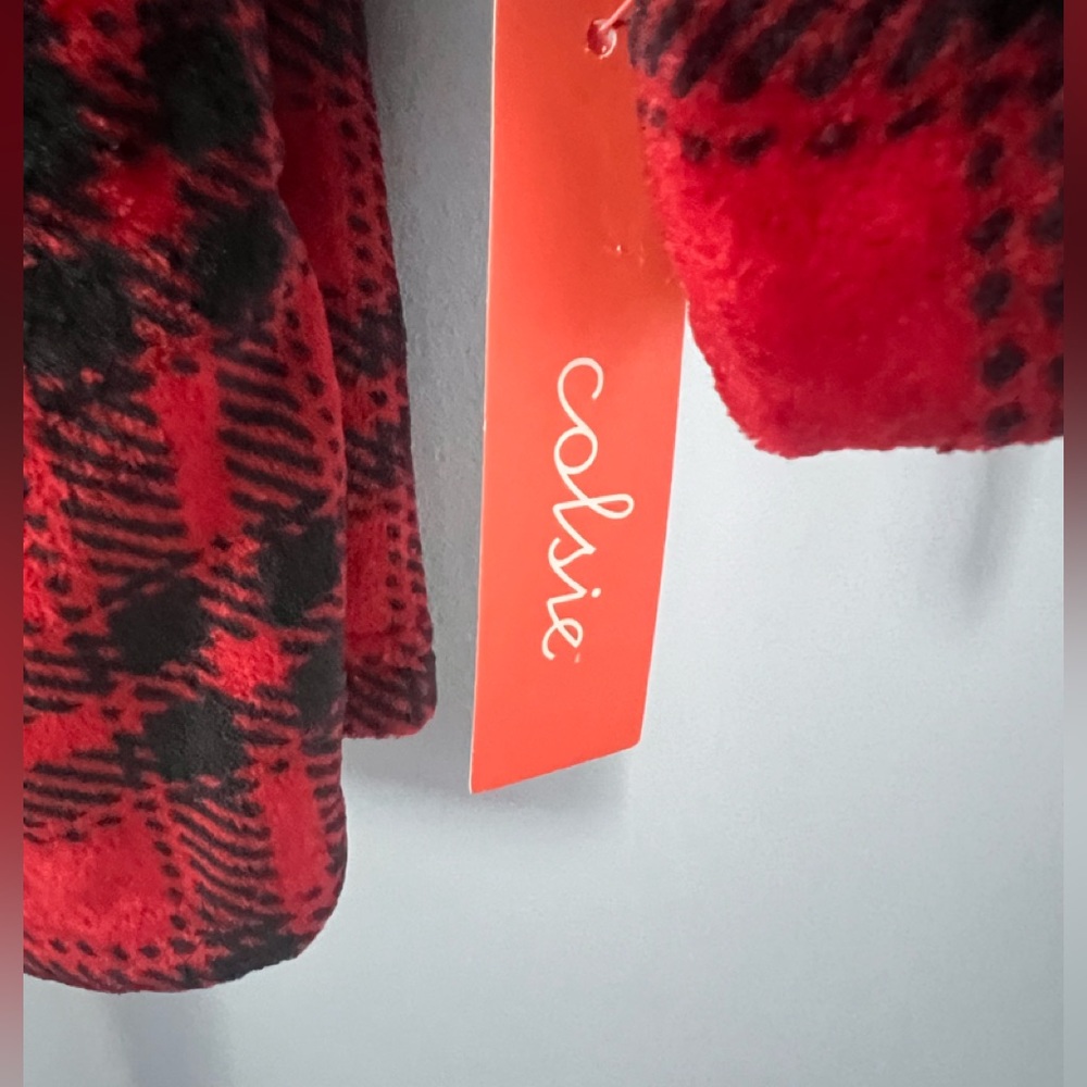 Women’s Colsie Plush Robe - Picture 5 of 6